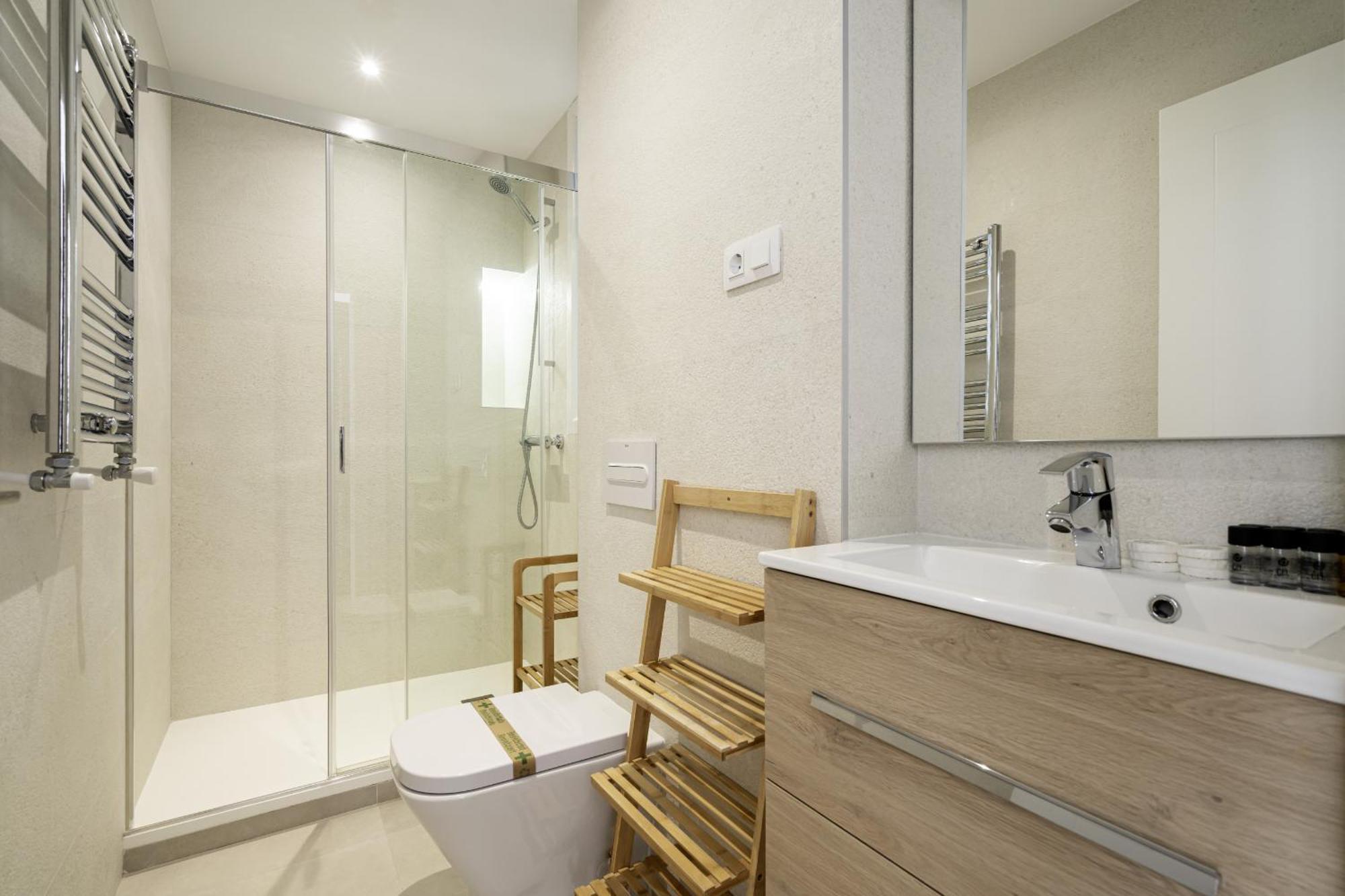 Apartamento Reformado En Metro Ibiza Alquiler Temporal Madrid Luaran gambar
