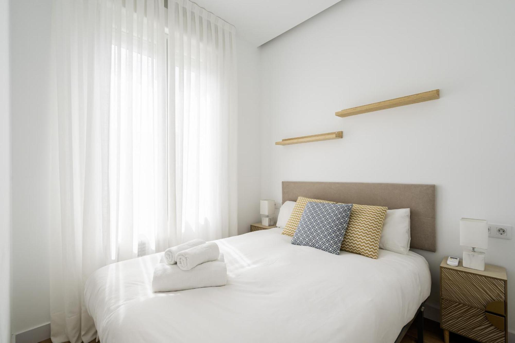 Apartamento Reformado En Metro Ibiza Alquiler Temporal Madrid Luaran gambar