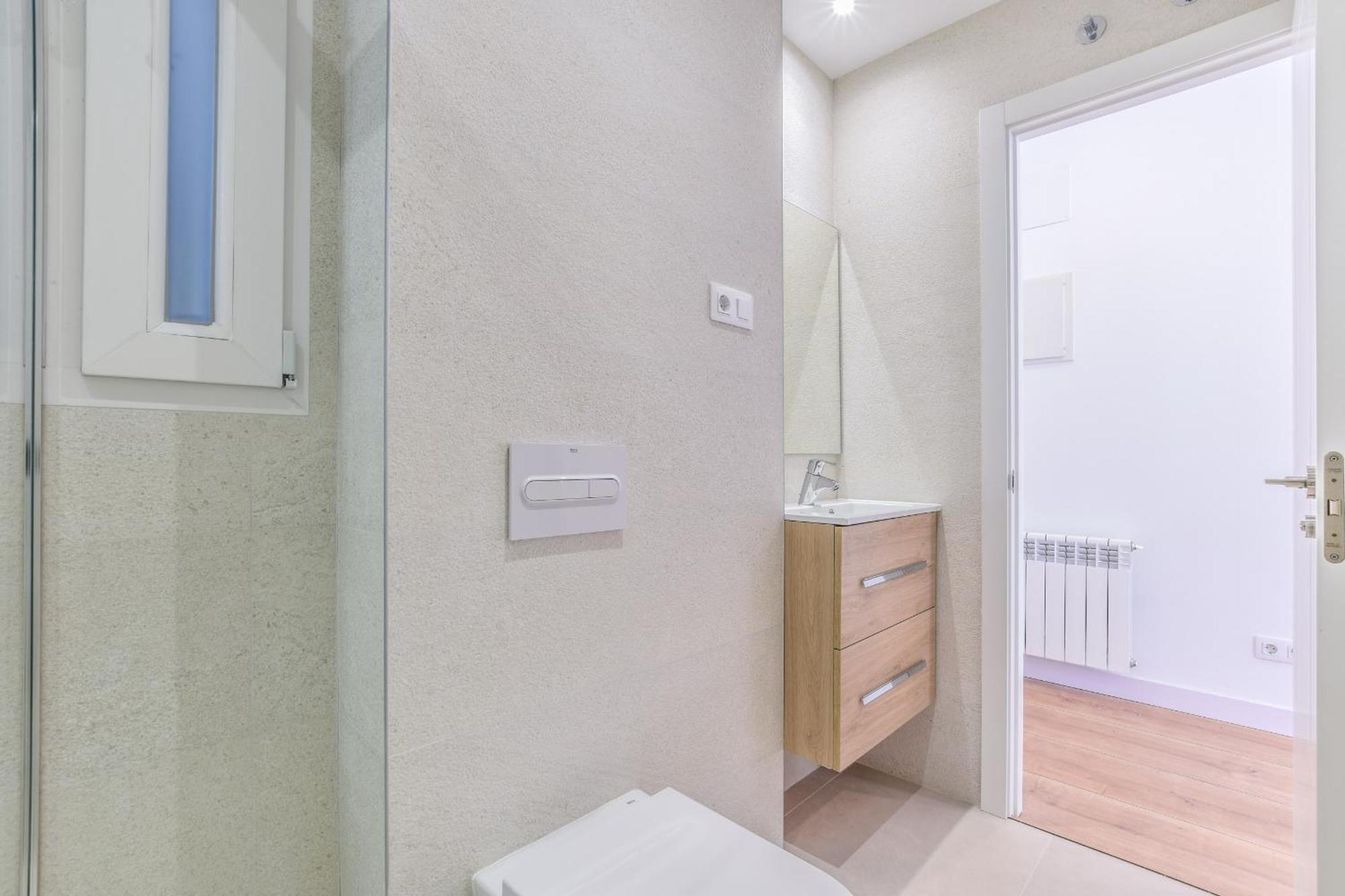 Apartamento Reformado En Metro Ibiza Alquiler Temporal Madrid Luaran gambar