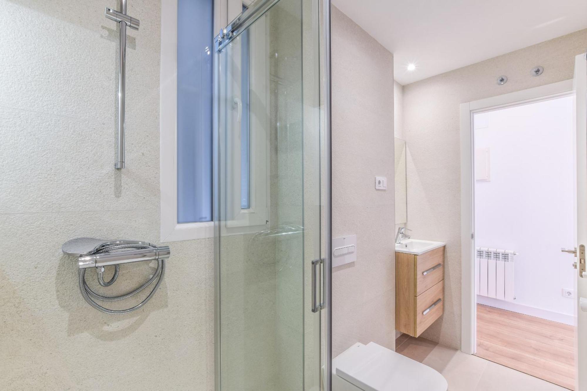 Apartamento Reformado En Metro Ibiza Alquiler Temporal Madrid Luaran gambar