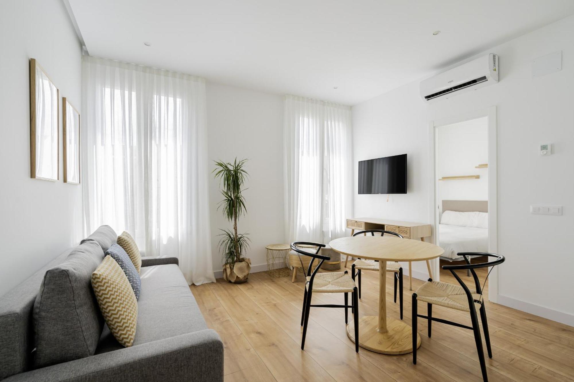 Apartamento Reformado En Metro Ibiza Alquiler Temporal Madrid Luaran gambar