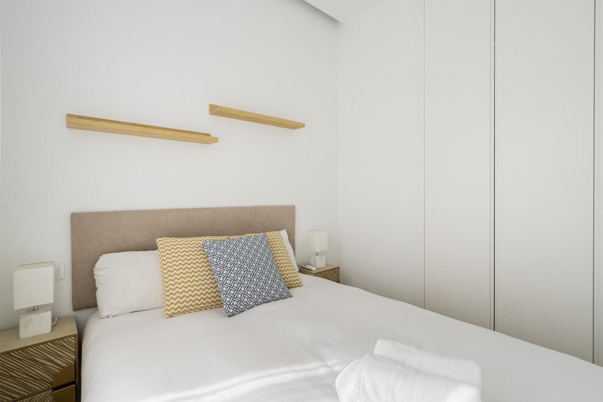 Apartamento Reformado En Metro Ibiza Alquiler Temporal Madrid Luaran gambar