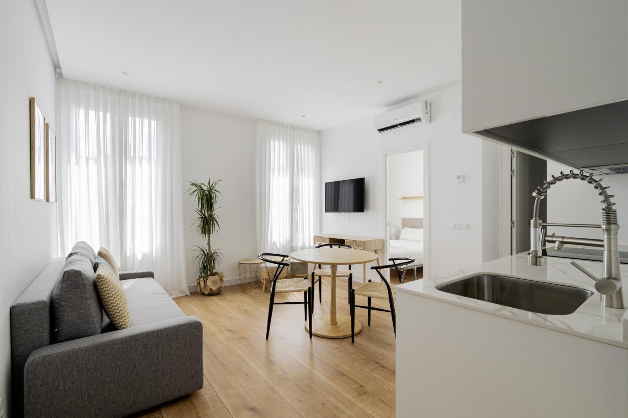 Apartamento Reformado En Metro Ibiza Alquiler Temporal Madrid Luaran gambar